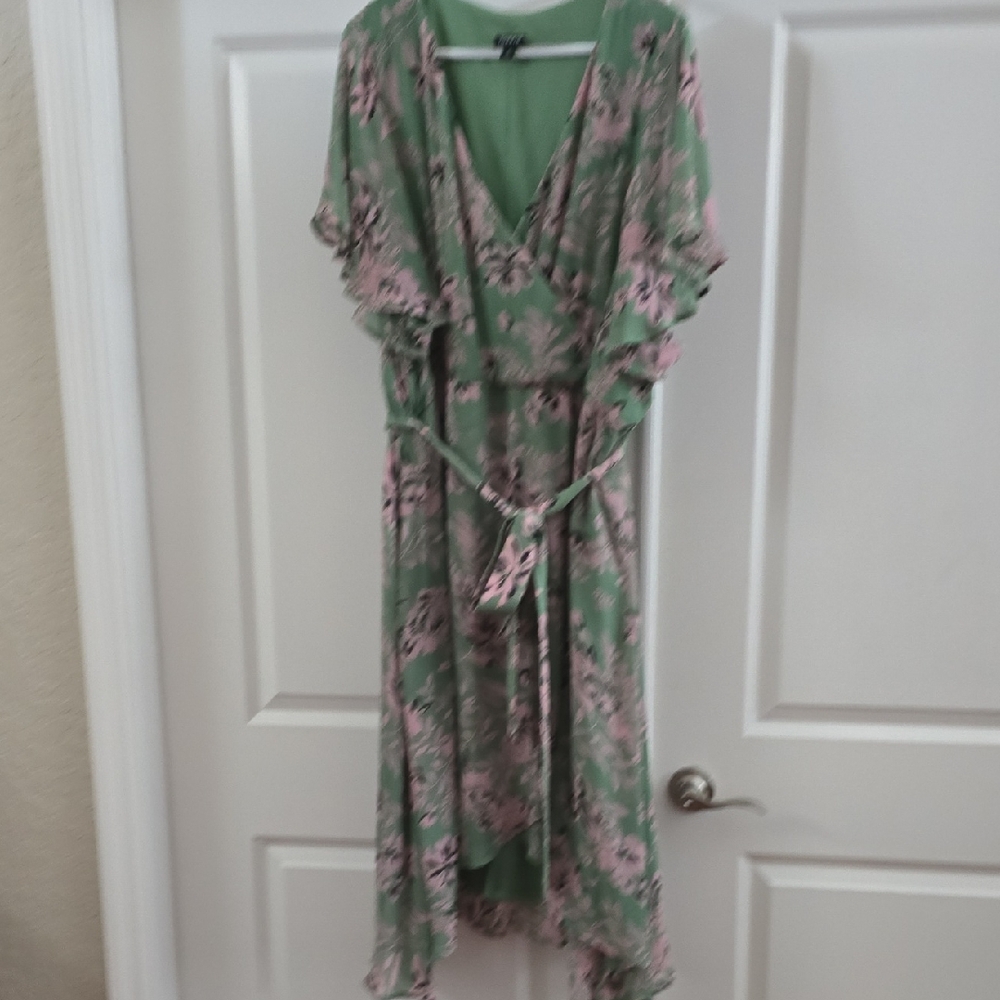 Like New: Torrid Green and Pink Floral High Low Dress